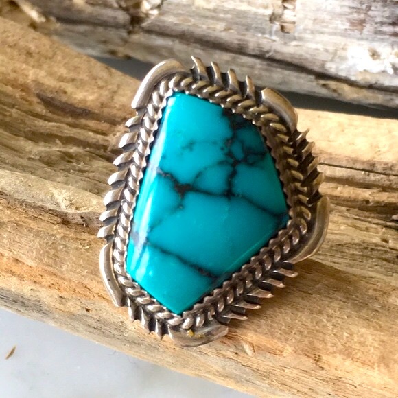 Vintage Navajo Native American Turquoise Ring - Picture 8 of 11